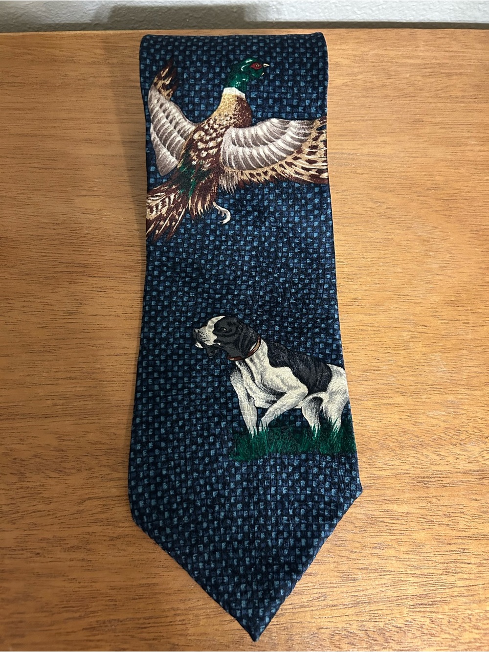 Vintage Field Wear 100% Silk Necktie- hunting dog and pheasant
